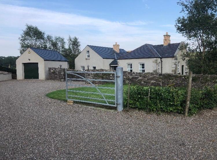 הוילה Grannan School, Trillick, Fermanagh And Omagh, Tyrone מראה חיצוני תמונה